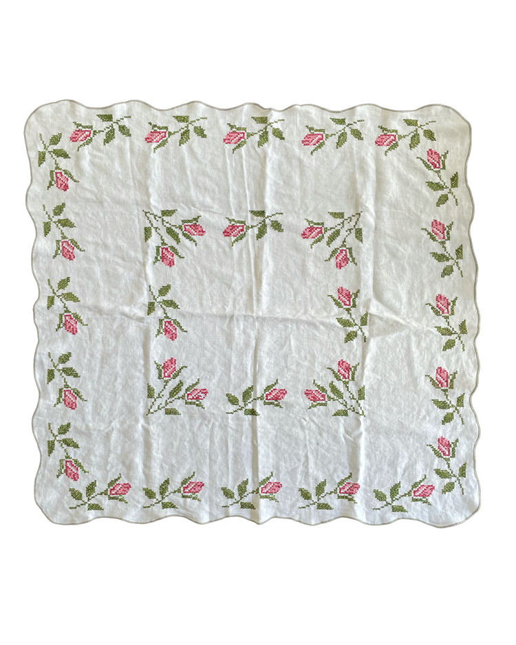 EMBROIDERED TULIP TABLECLOTH