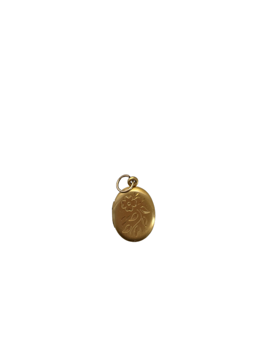 Oval flower locket