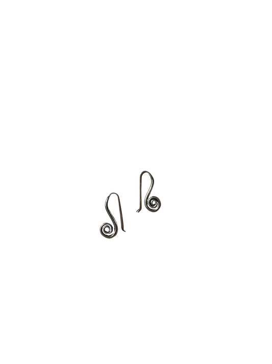 Curvy sterling silver earrings