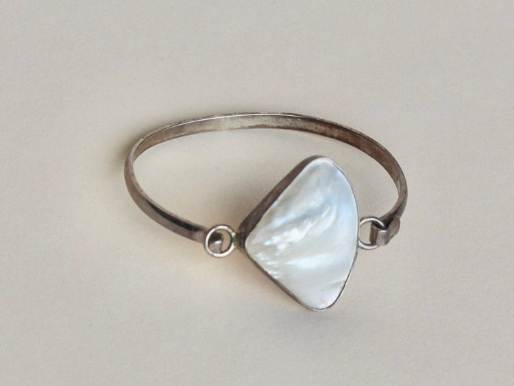 Pearl and sterling silver bracelet